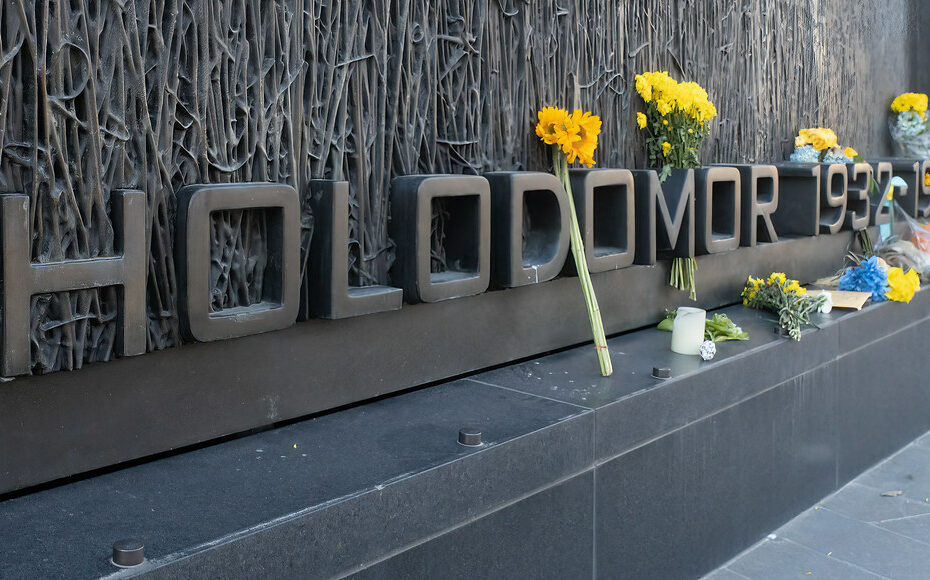 Tributi lasciati al memoriale del Holodomor